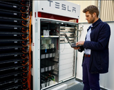 Lichtblick: Installiert erste Grossbatterie Tesla Powerpack in Deutschland