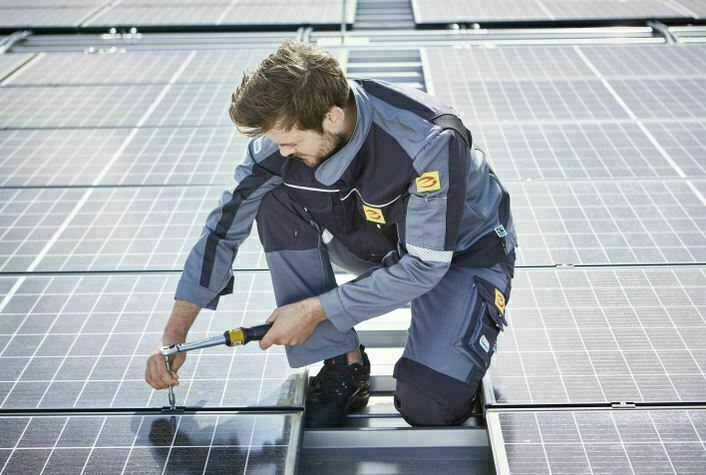 Deutschland: Dachdecker- und Elektro-Handwerk kooperieren bei Photovoltaik-Anlagen