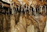 Kit: Tropfsteinhöhle als Klimaarchiv – Isotopenzusammensetzung gibt Aufschluss über jahreszeitliche Niederschlagsmengen