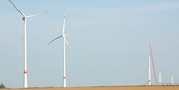 RWE: Erste Windkraftanlage dreht sich auf der Königshovener Höhe