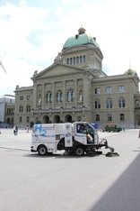 Empa: Praxiserprobung Wasserstoff-Kehrfahrzeug in Bern