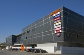 Migros: Einkaufszentrum Siders mit Solardach von Schott