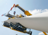 Ematec: Allgäuer Anbieter seit 10 Jahren mit Spezial-Hebezeugen für die Windindustrie am Markt