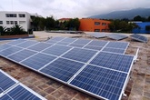 Ecuador: Einweihung des dena-Solardachprojekts